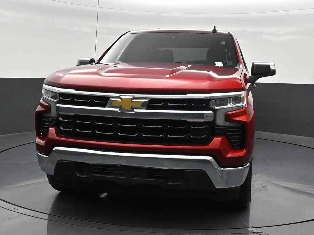 2023 Chevrolet Silverado 1500 LT photo 9