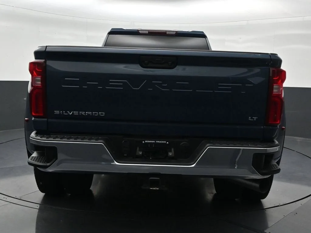 2026 Chevrolet Silverado 3500 HD LT DRW photo 4