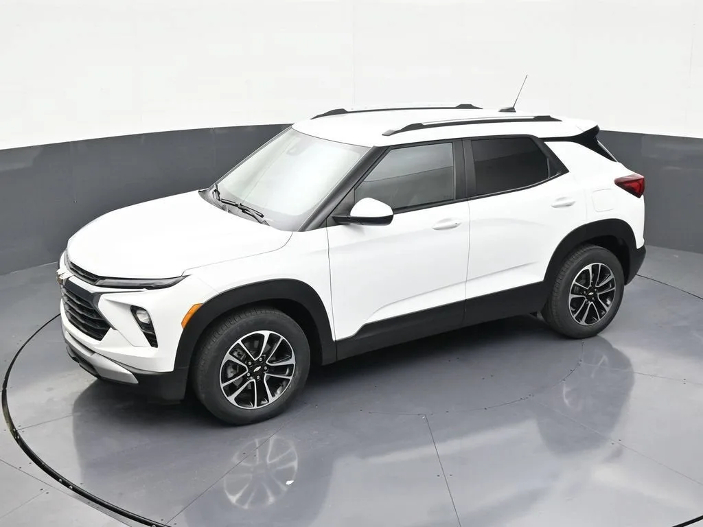 2024 Chevrolet Trailblazer LT photo 12