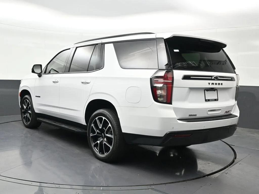 2024 Chevrolet Tahoe RST photo 3