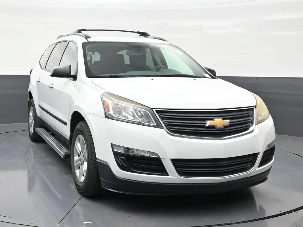 2017 Chevrolet Traverse LS photo 7