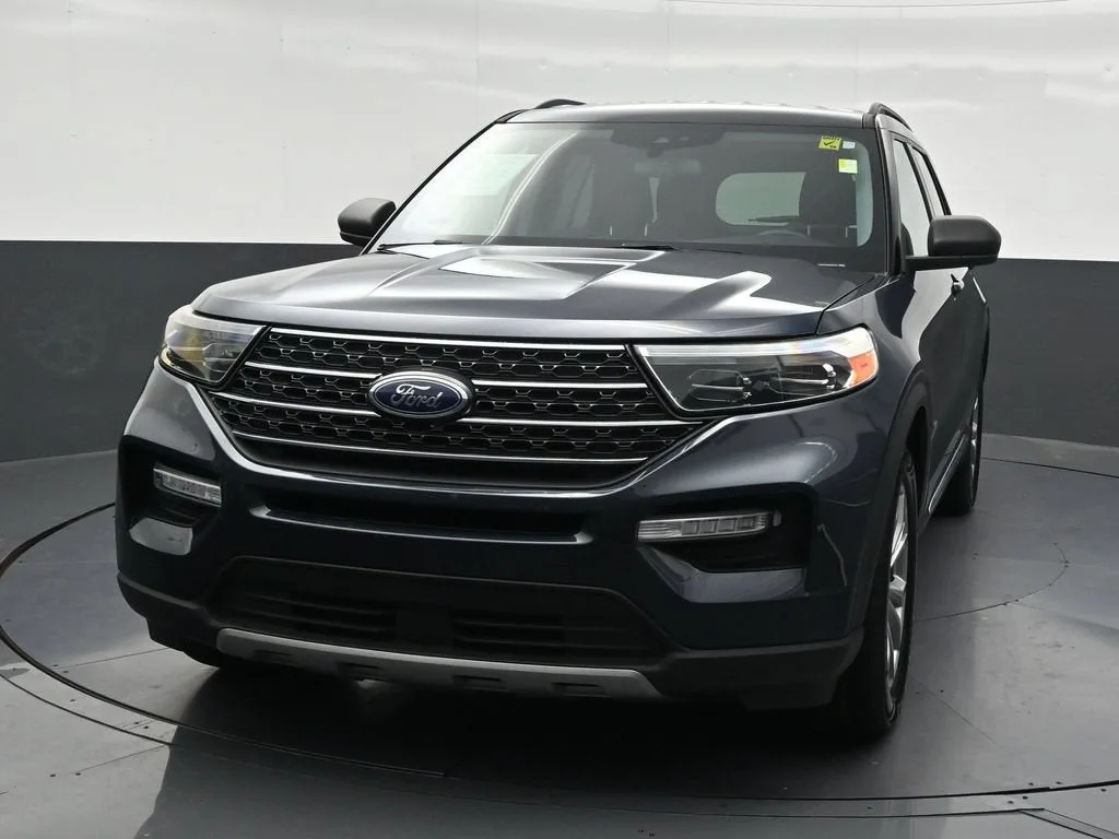 2022 Ford Explorer XLT photo 9