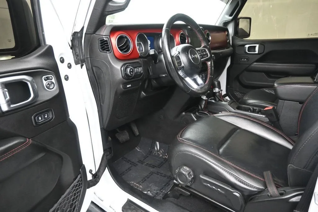 2020 Jeep Gladiator Rubicon photo 11