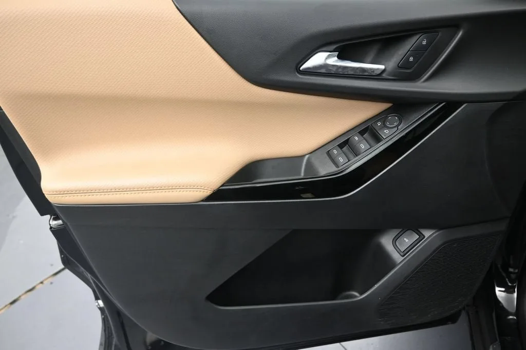 2025 Chevrolet Equinox ACTIV photo 11