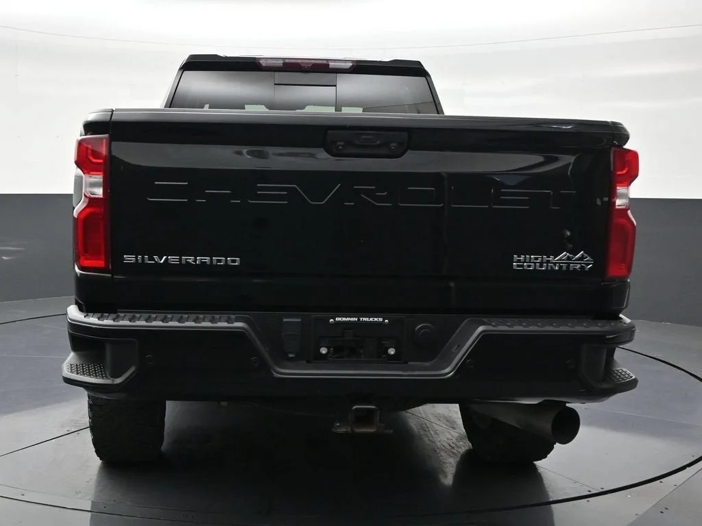 2024 Chevrolet Silverado 2500 HD High Country photo 4