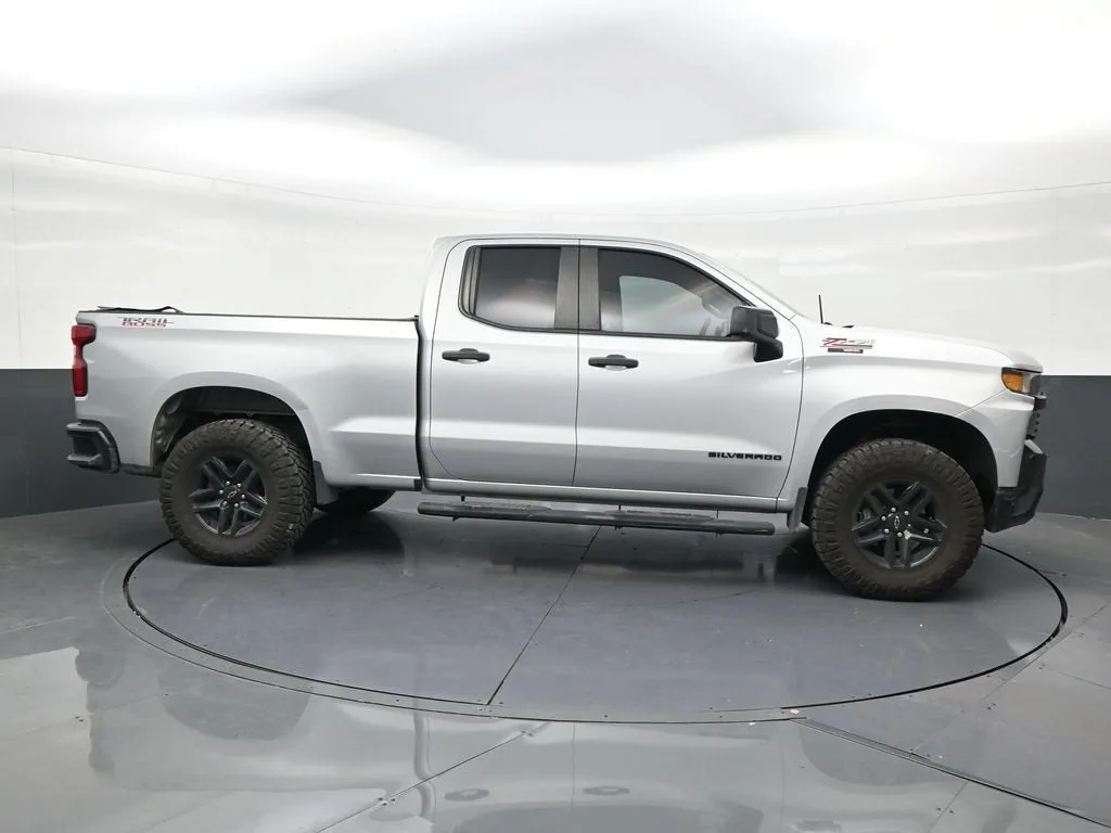 2019 Chevrolet Silverado 1500 Custom Trail Boss photo 6