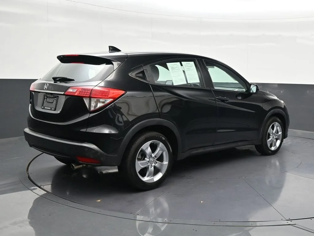 2022 Honda HR-V LX photo 5