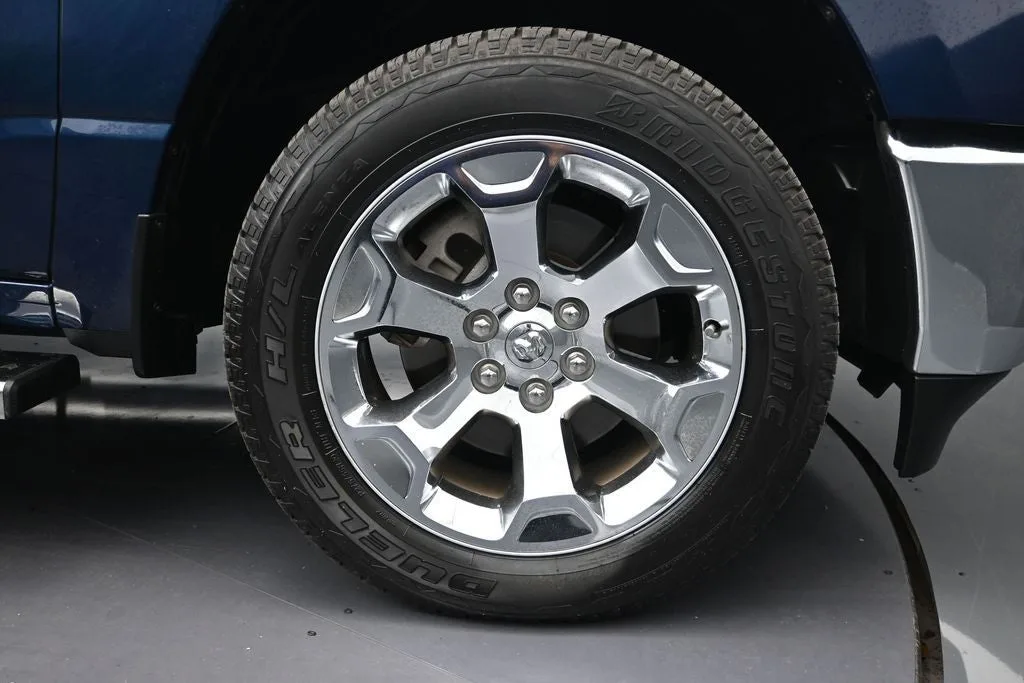 2022 RAM 1500 Big Horn/Lone Star photo 9