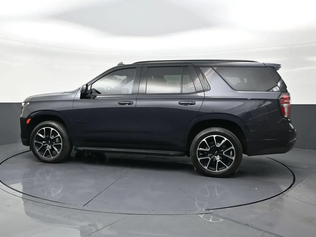 2023 Chevrolet Tahoe RST photo 2