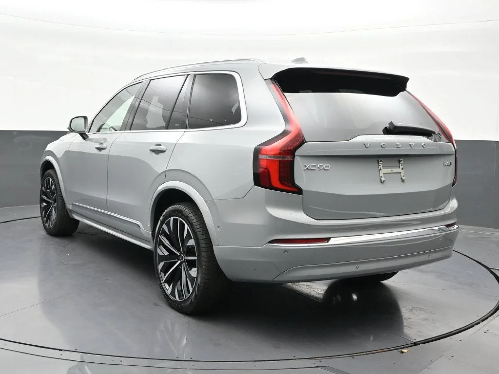 2026 Volvo XC90 Ultra photo 3