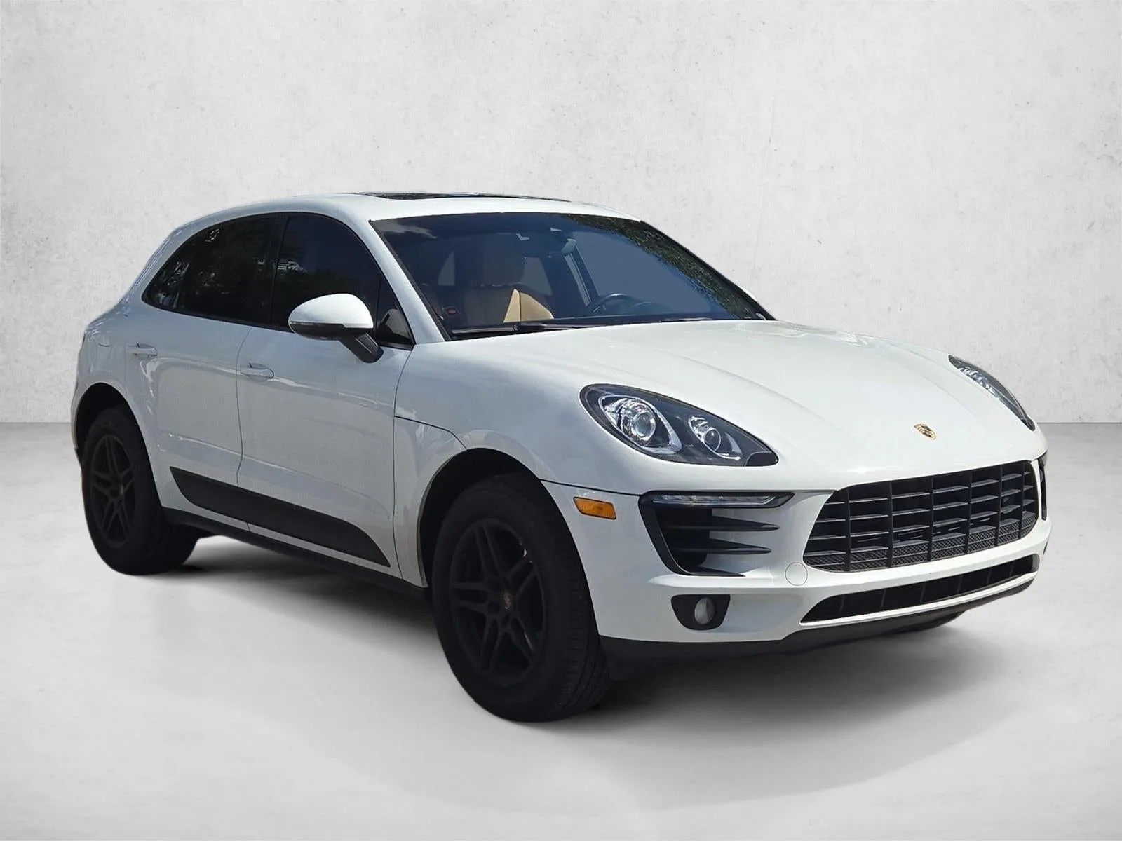 2018 Porsche Macan AWD photo 3