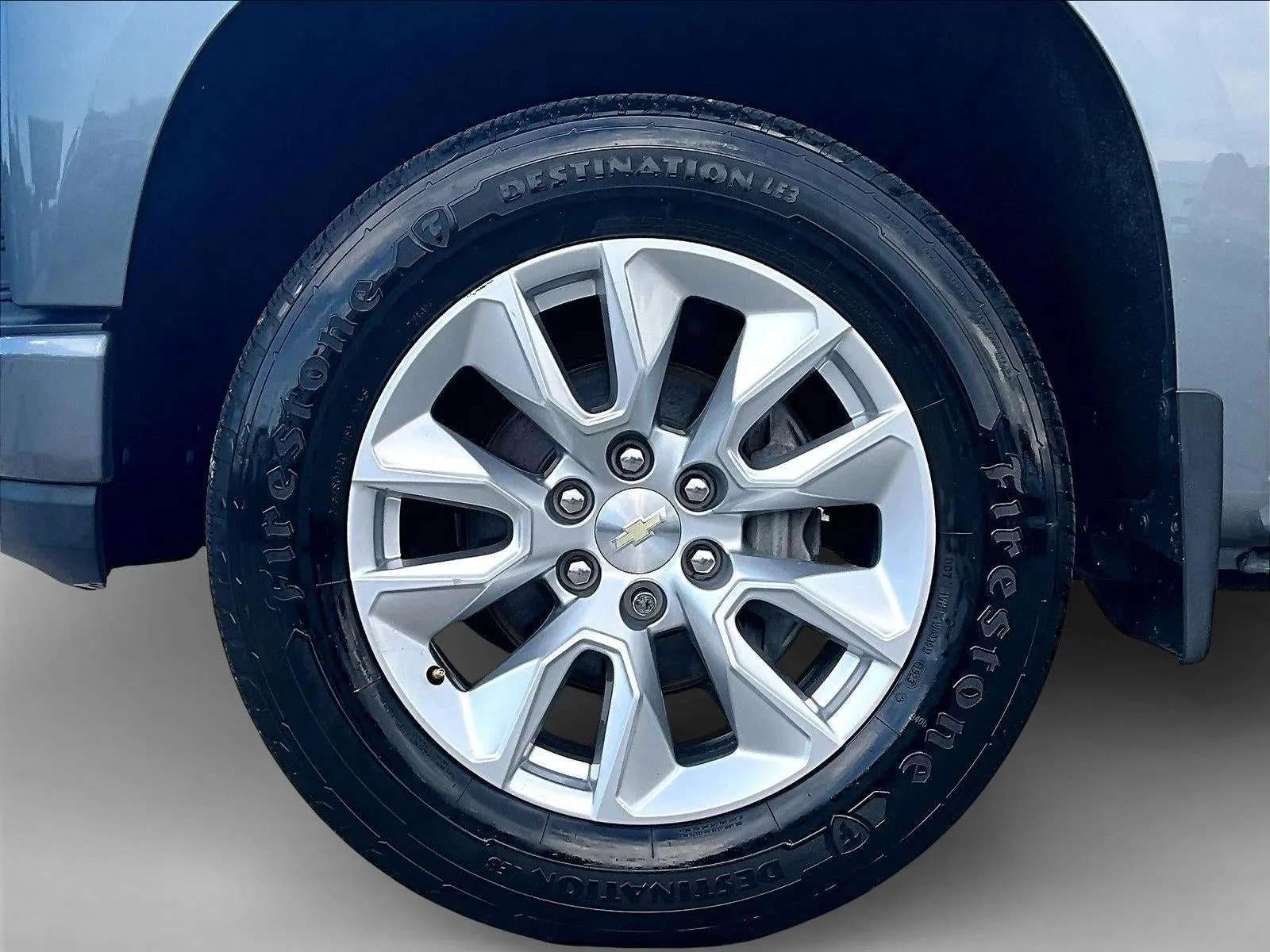 2019 Chevrolet Silverado 1500 Custom photo 10