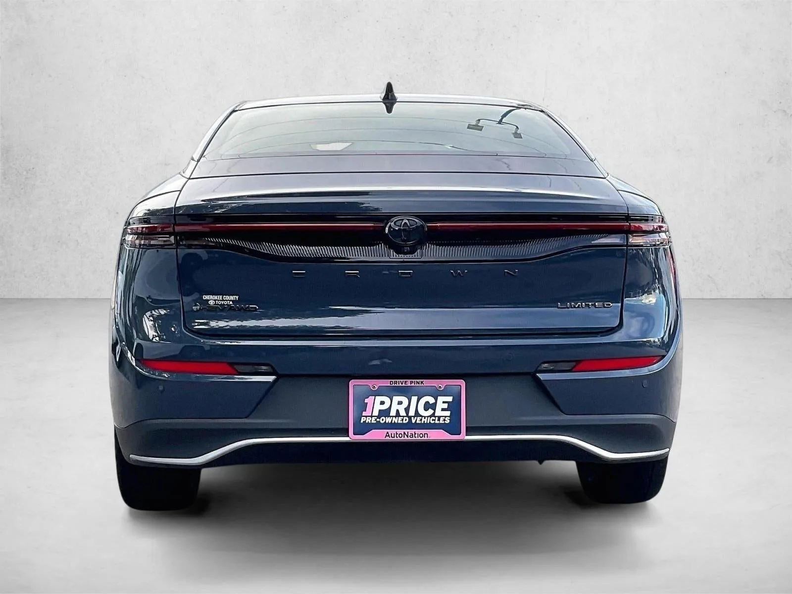 2025 Toyota Crown Nightshade Edition photo 4