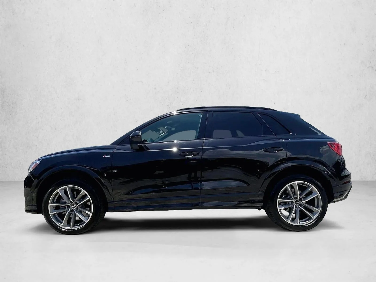 2023 Audi Q3 Premium 45 TFSI S line quattro Tiptronic photo 6