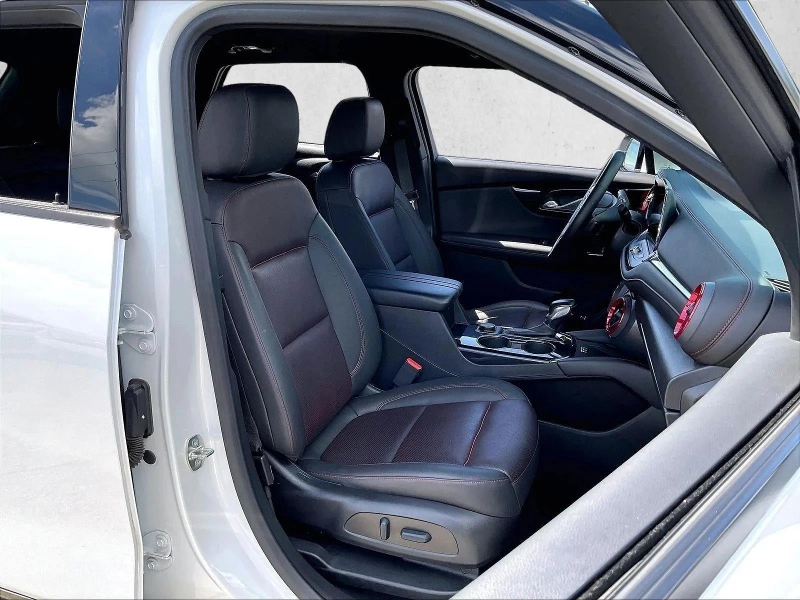 2023 Chevrolet Blazer RS photo 9