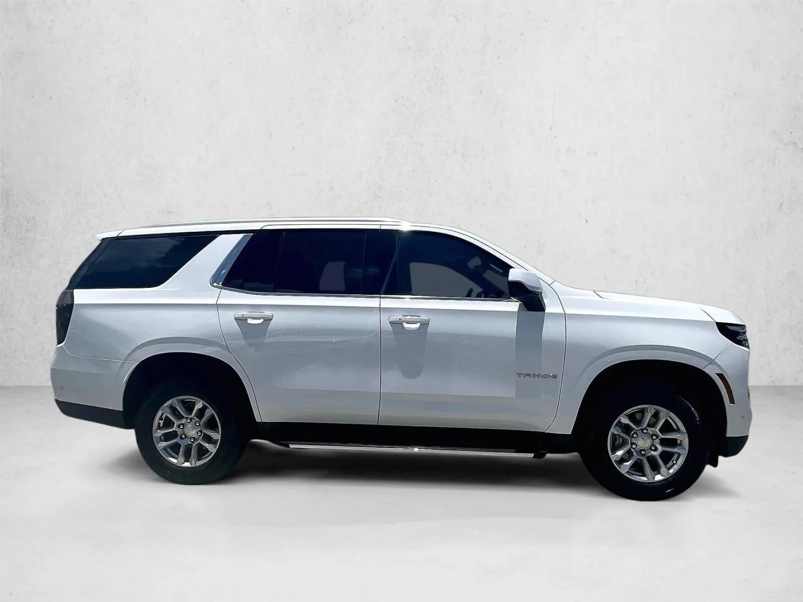 2025 Chevrolet Tahoe LT photo 5