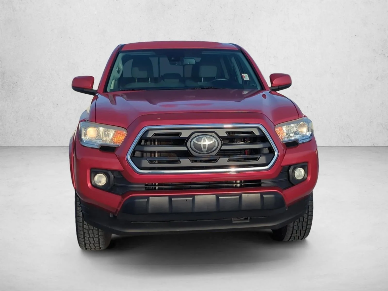 2019 Toyota Tacoma 2WD 2WD SR5 Double Cab 5' Bed V6 AT (GS) photo 2