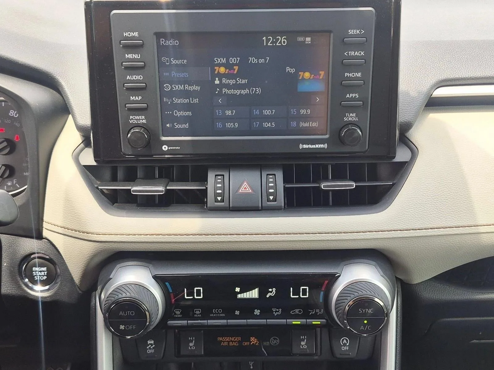 2022 Toyota RAV4 XLE Premium photo 12
