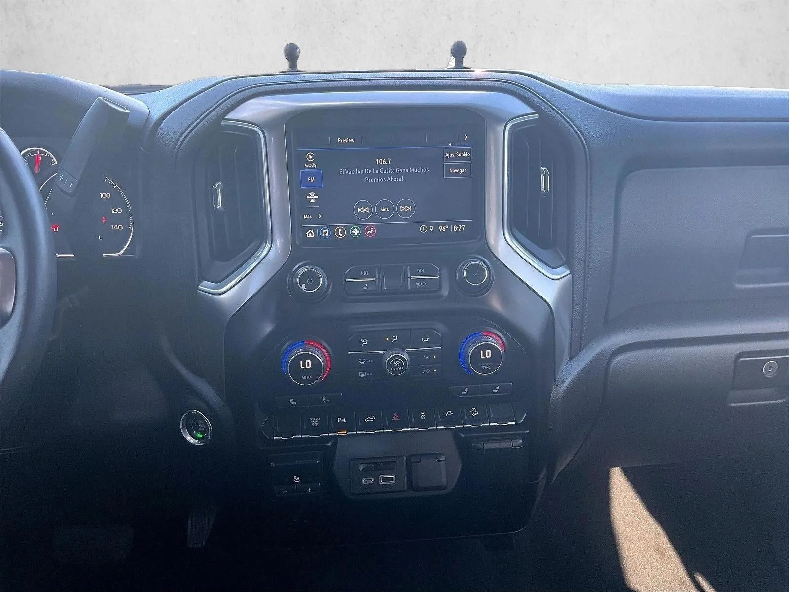 2022 Chevrolet Silverado 2500 HD LT photo 8