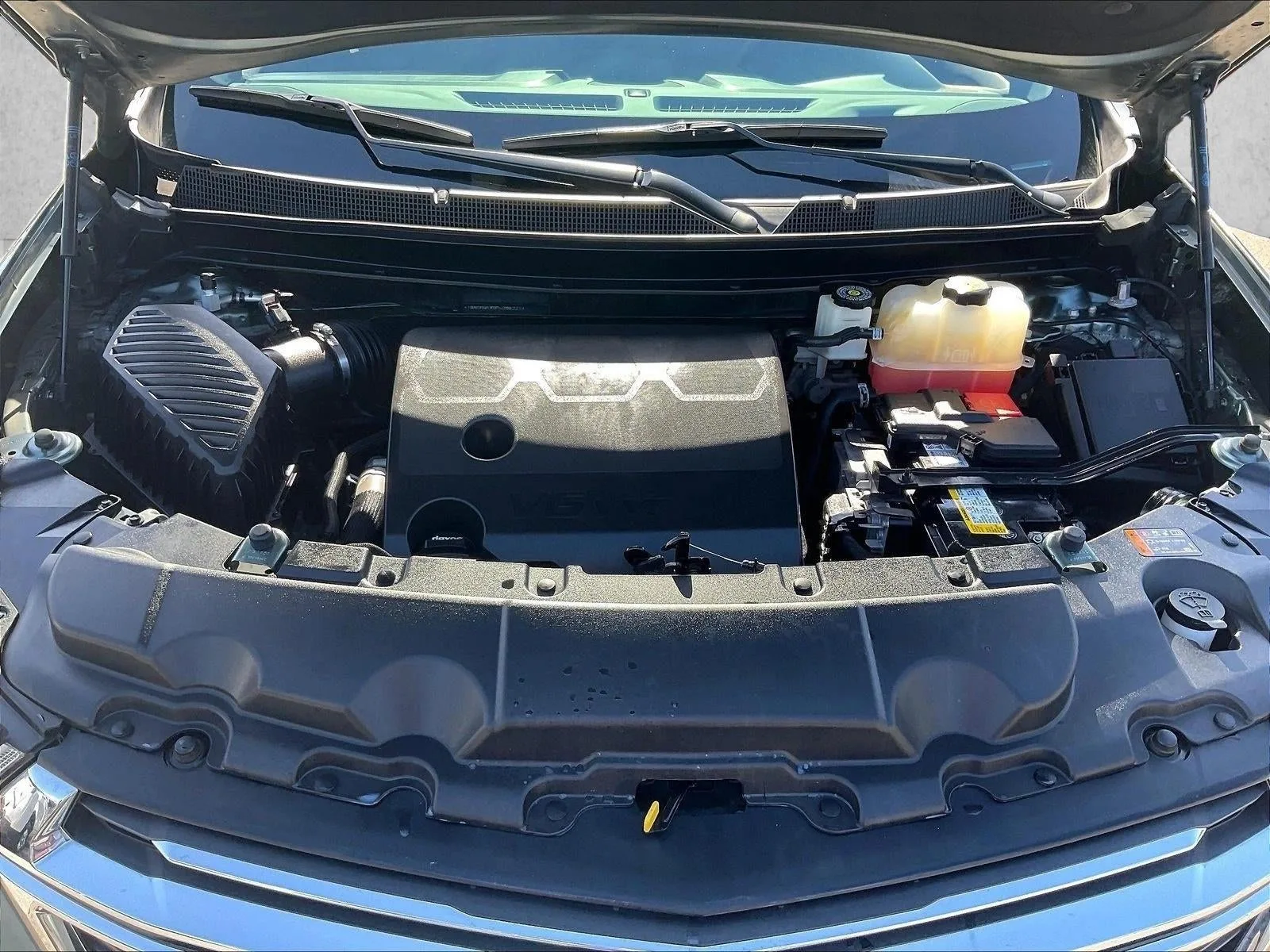 2023 Chevrolet Traverse LT Cloth photo 11
