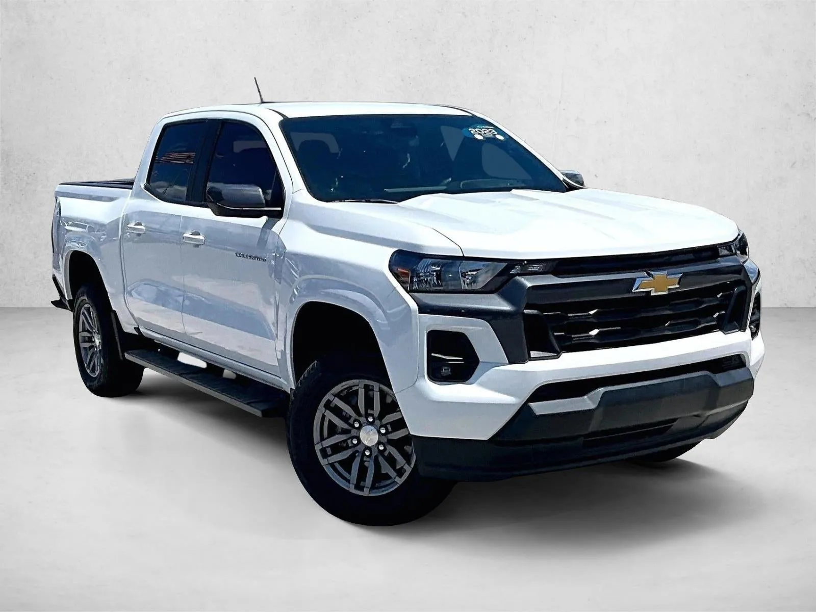 2023 Chevrolet Colorado LT photo 12