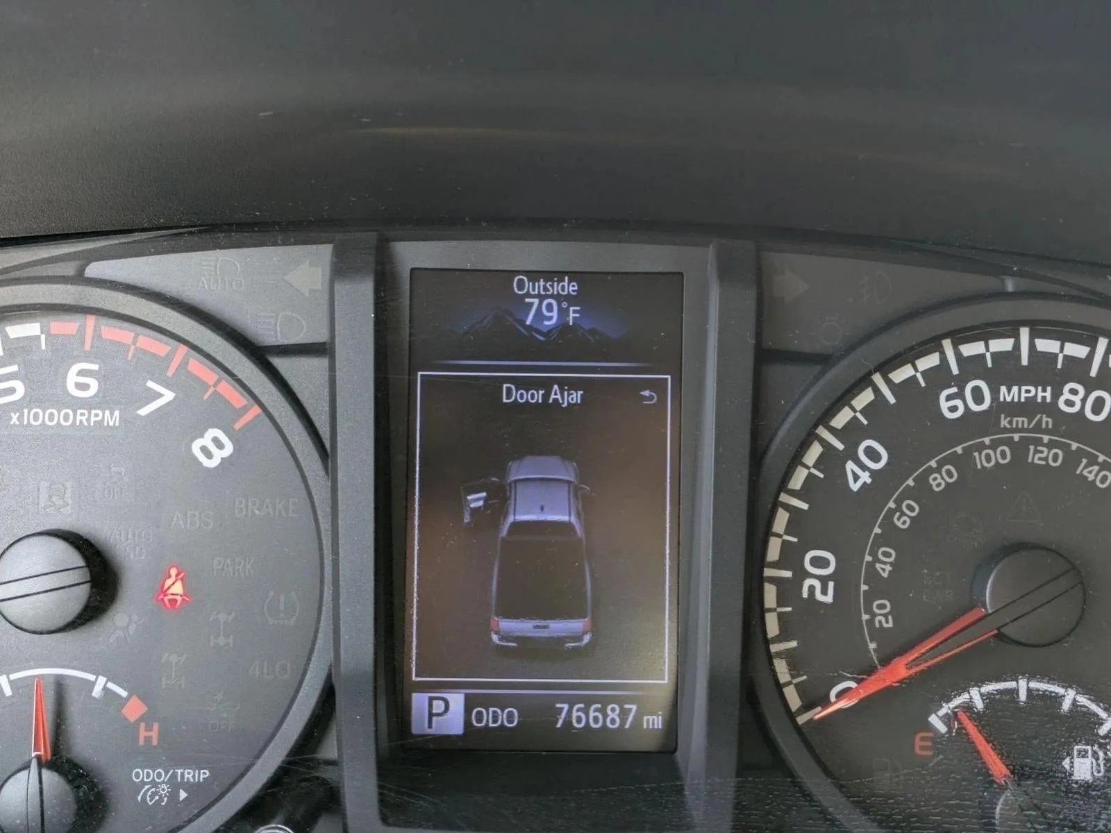 2019 Toyota Tacoma 2WD 2WD SR Access Cab 6' Bed I4 AT (GS) photo 11