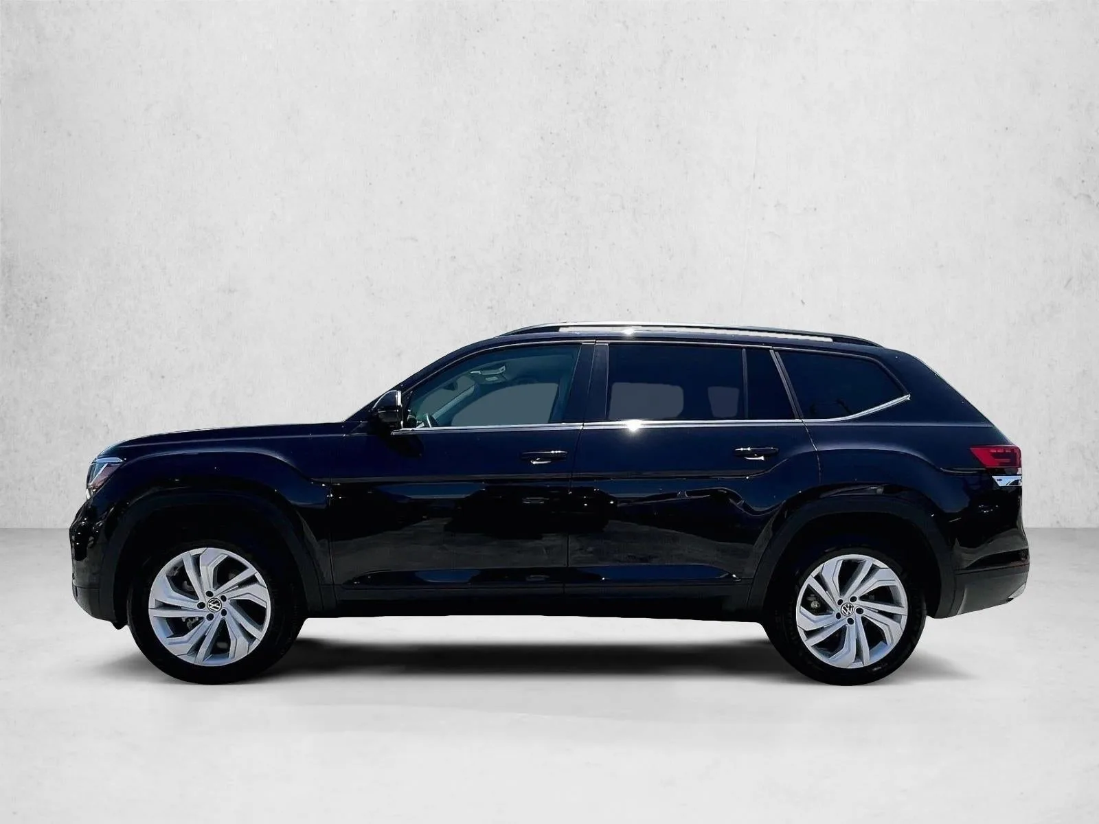 2023 Volkswagen Atlas 2.0T SE w/Technology photo 6
