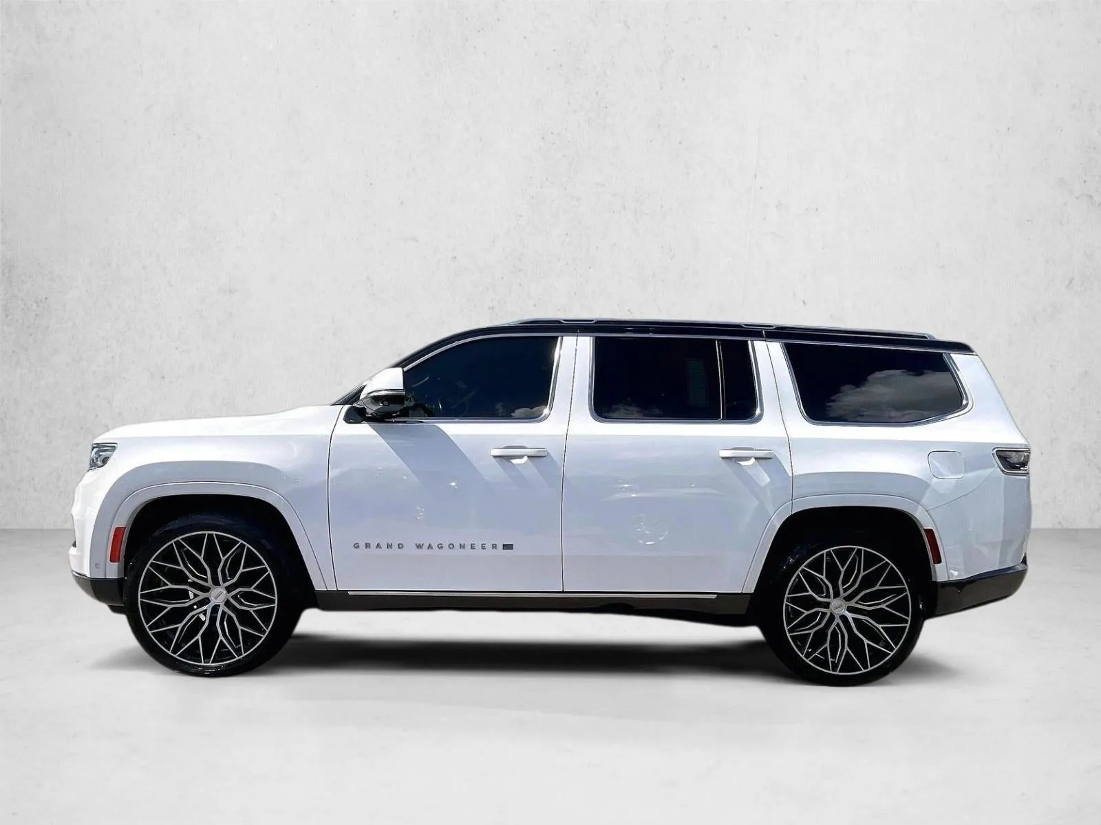 2022 Jeep Grand Wagoneer Series I 4x4 photo 6