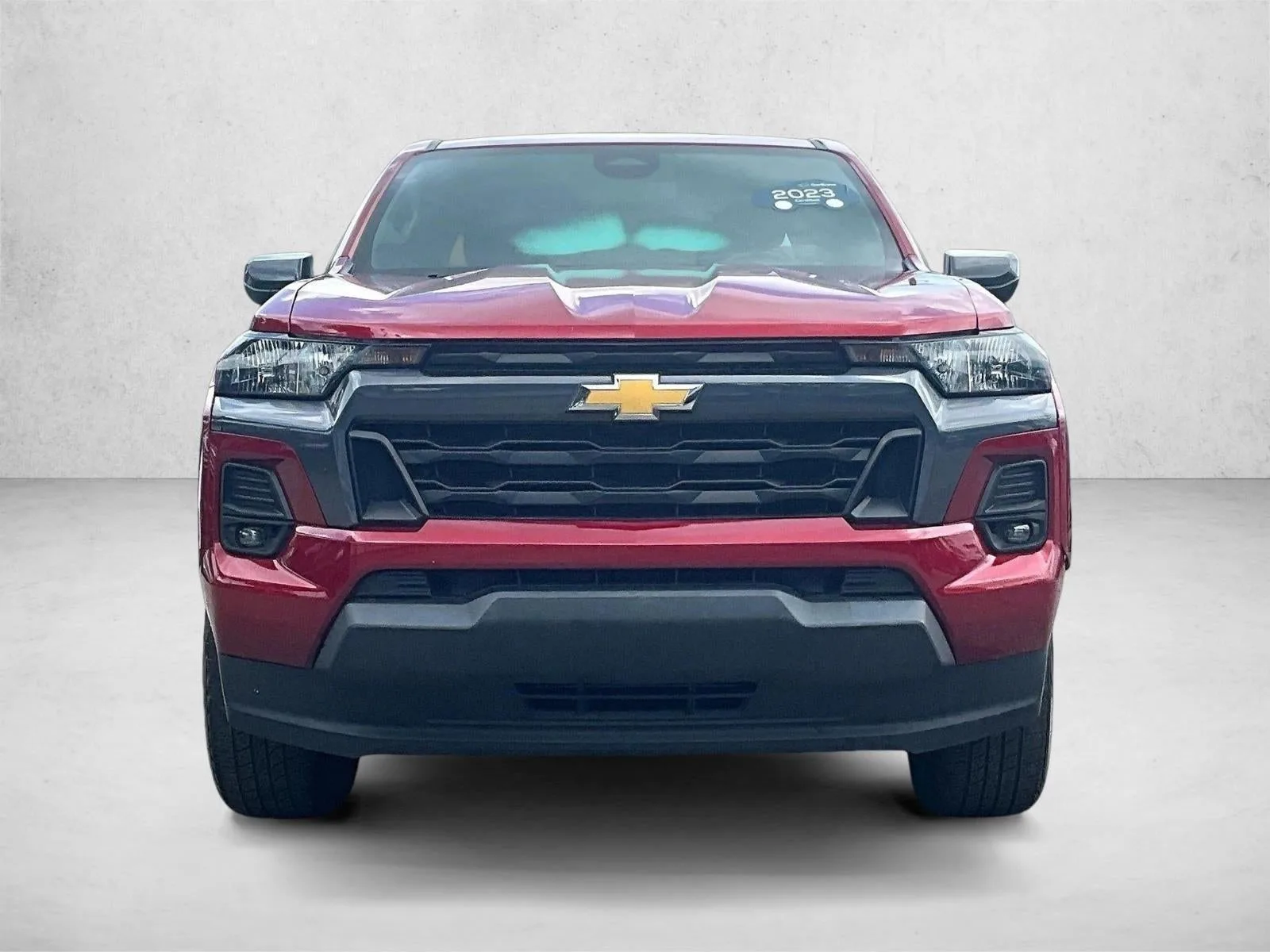 2023 Chevrolet Colorado LT photo 3