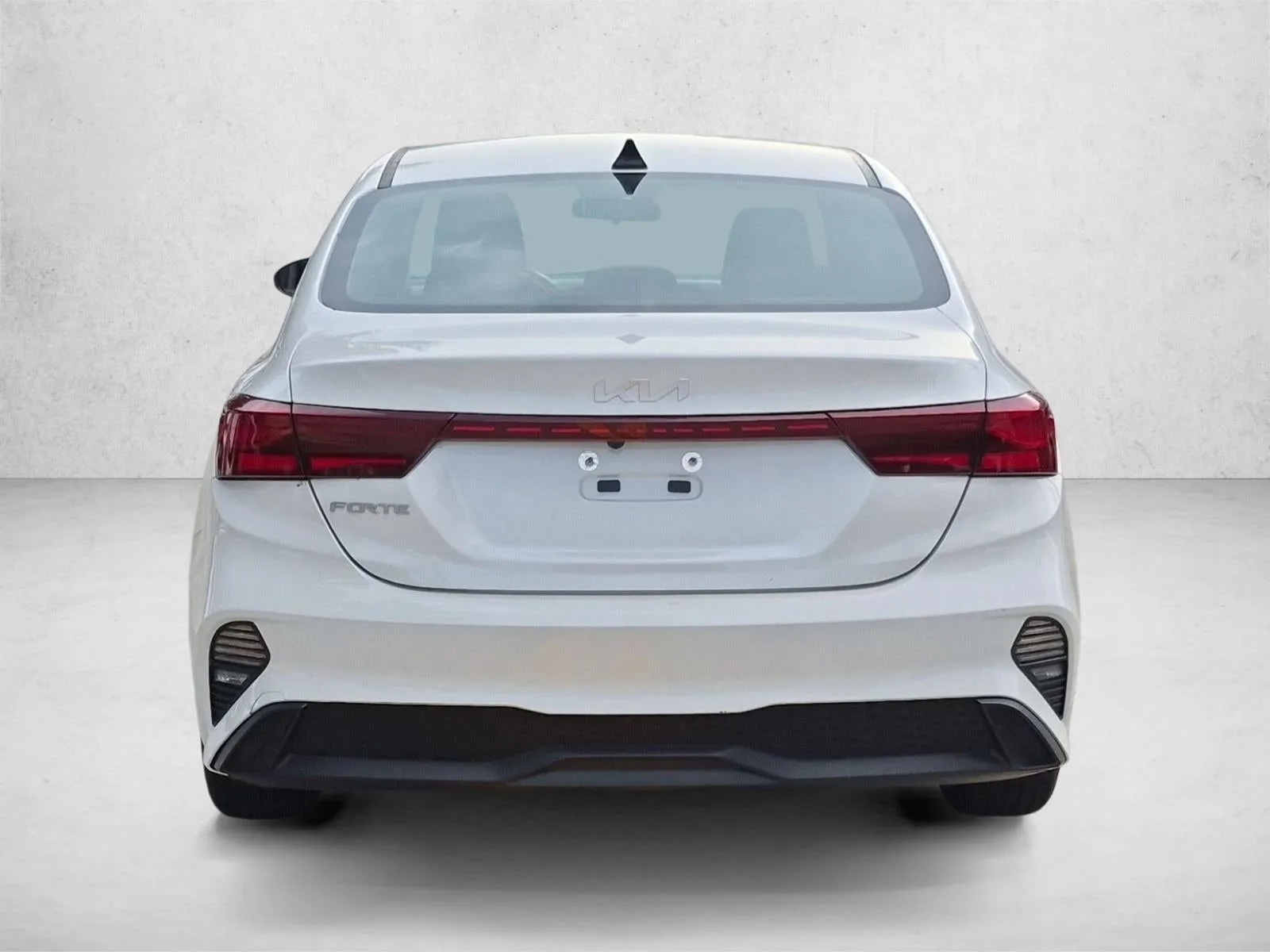 2023 Kia Forte LXS IVT photo 7