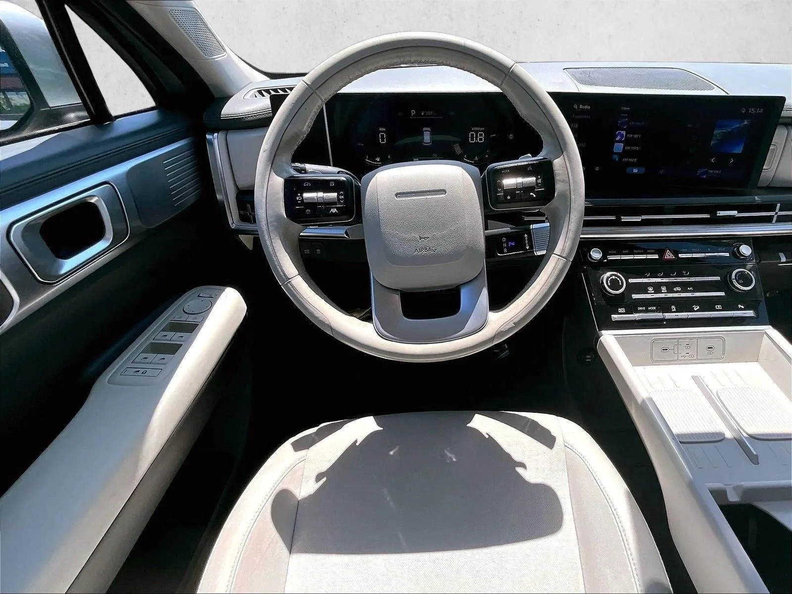 2025 Hyundai Santa Fe SE photo 7