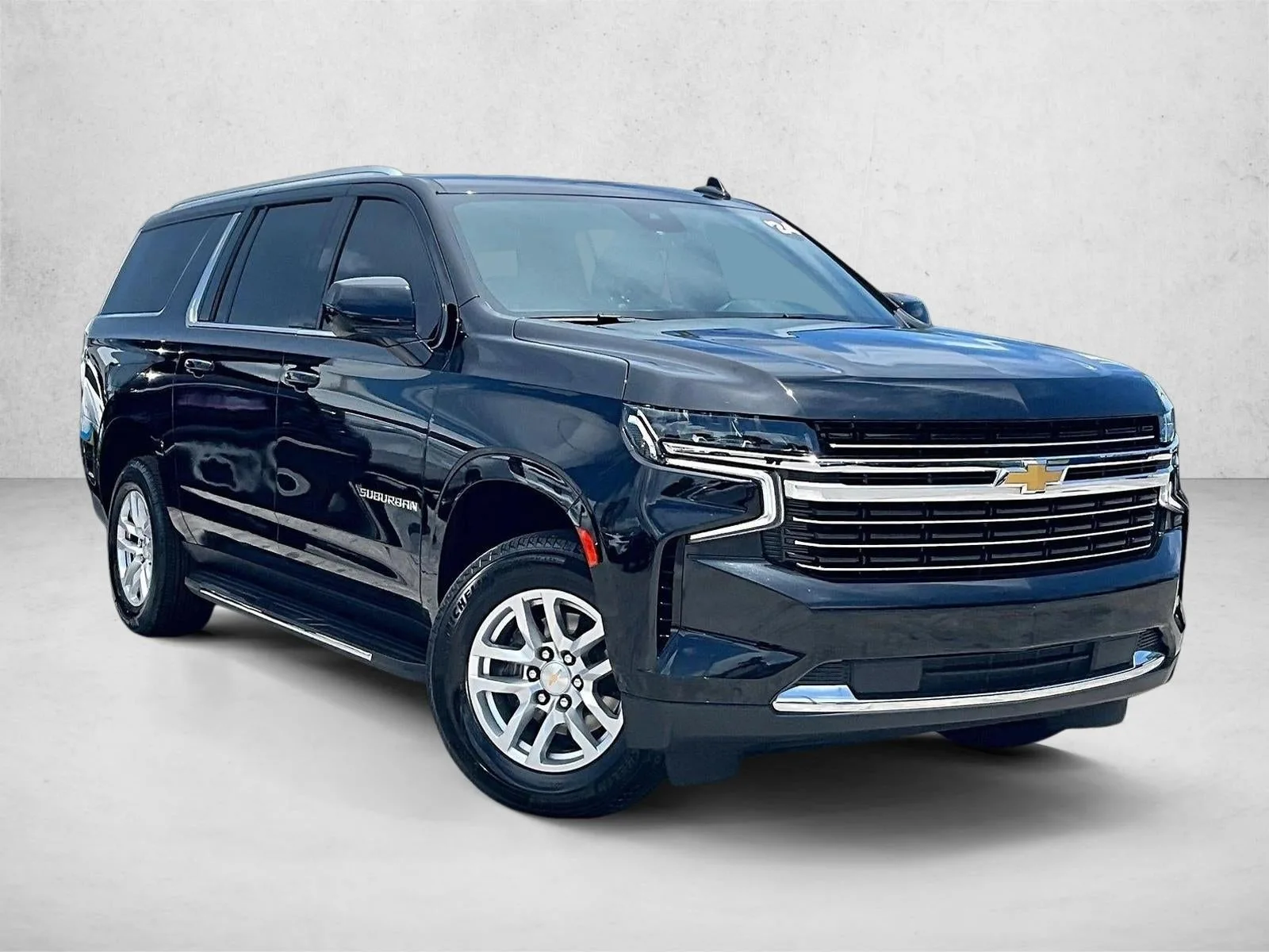 2024 Chevrolet Suburban LT photo 11