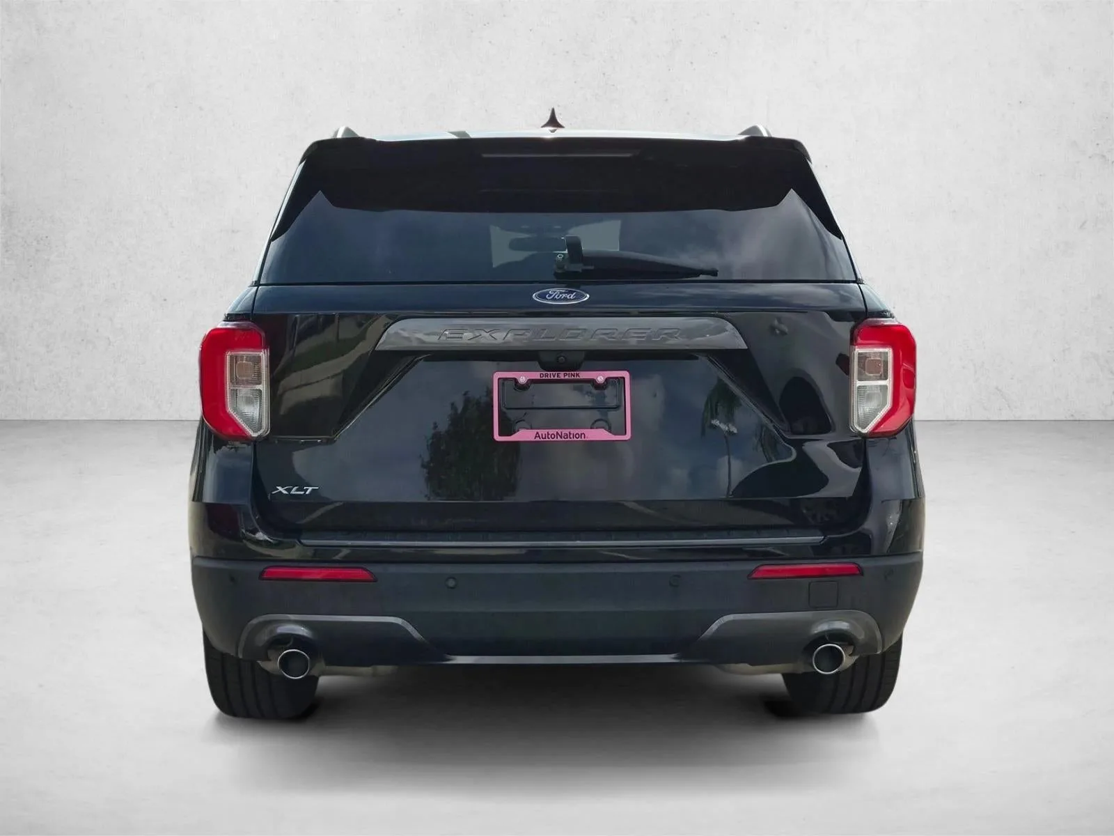 2022 Ford Explorer XLT RWD photo 6