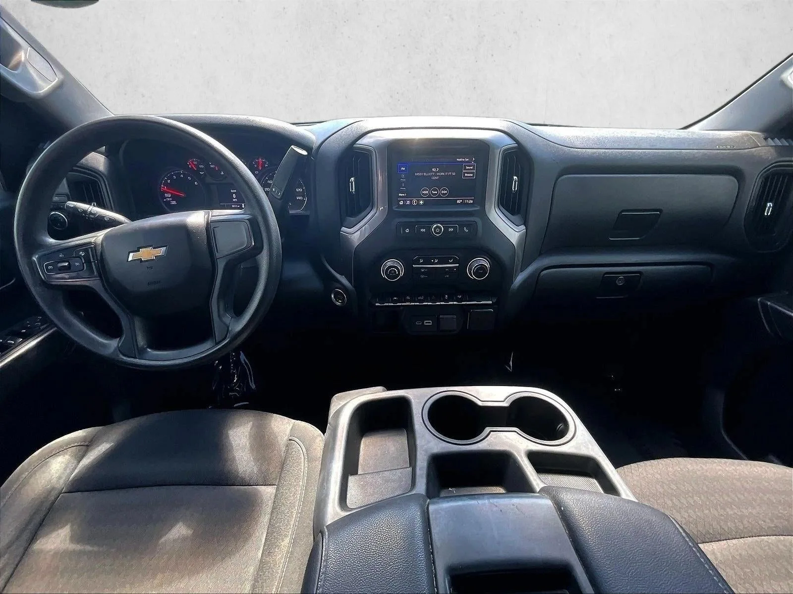 2022 Chevrolet Silverado 1500 Custom photo 12