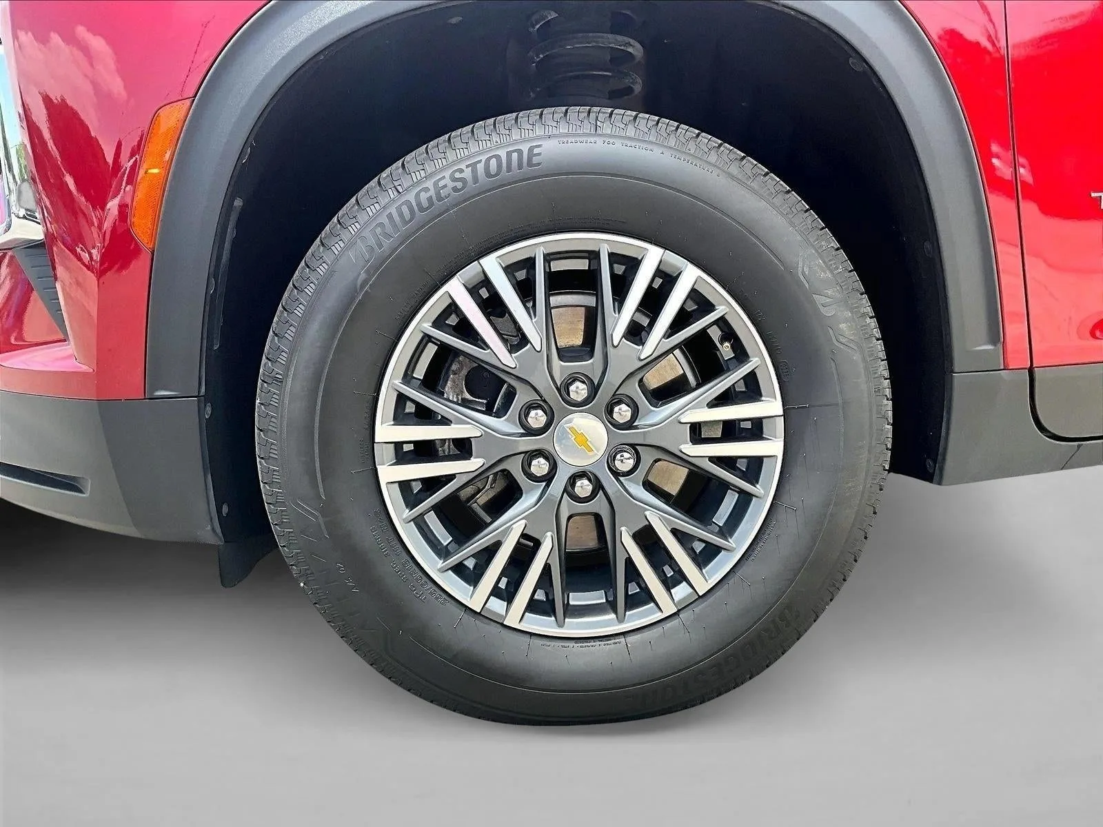 2025 Chevrolet Traverse LT photo 10
