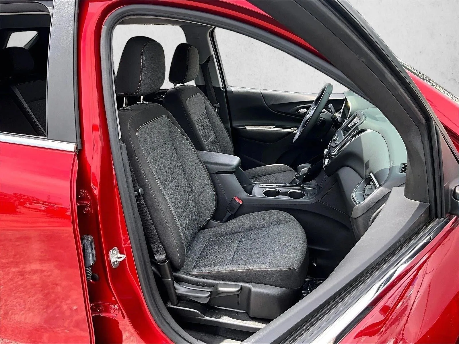 2022 Chevrolet Equinox LT photo 9