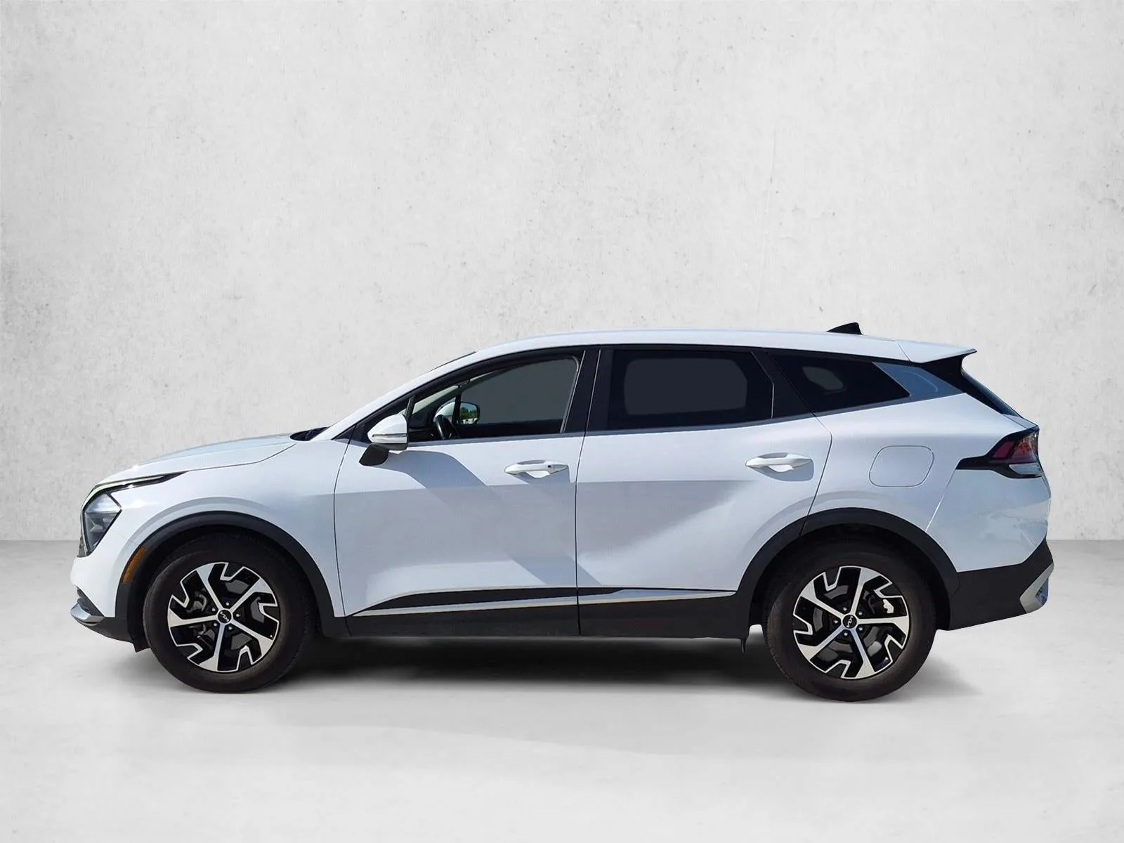 2023 Kia Sportage EX FWD photo 8