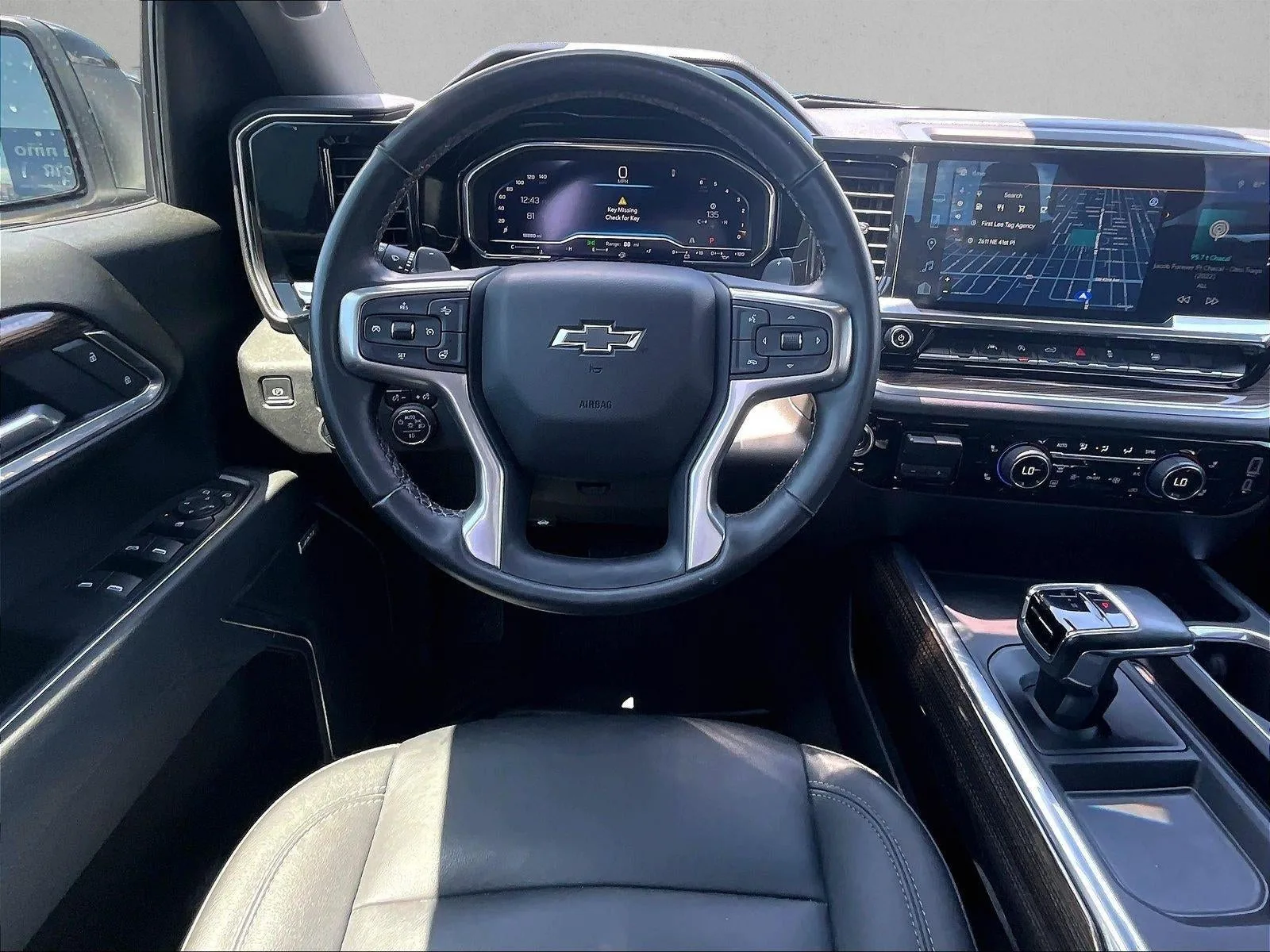 2025 Chevrolet Silverado 1500 RST photo 7