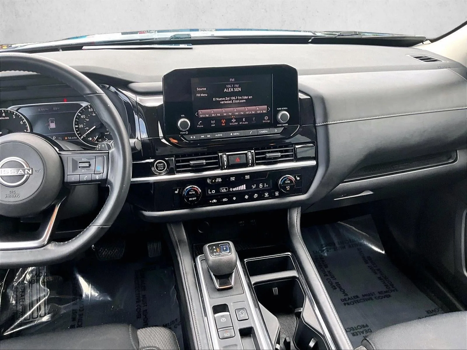 2022 Nissan Pathfinder SV 2WD photo 8