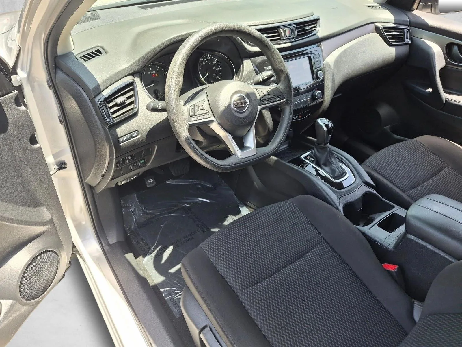 2021 Nissan Rogue Sport FWD S photo 9