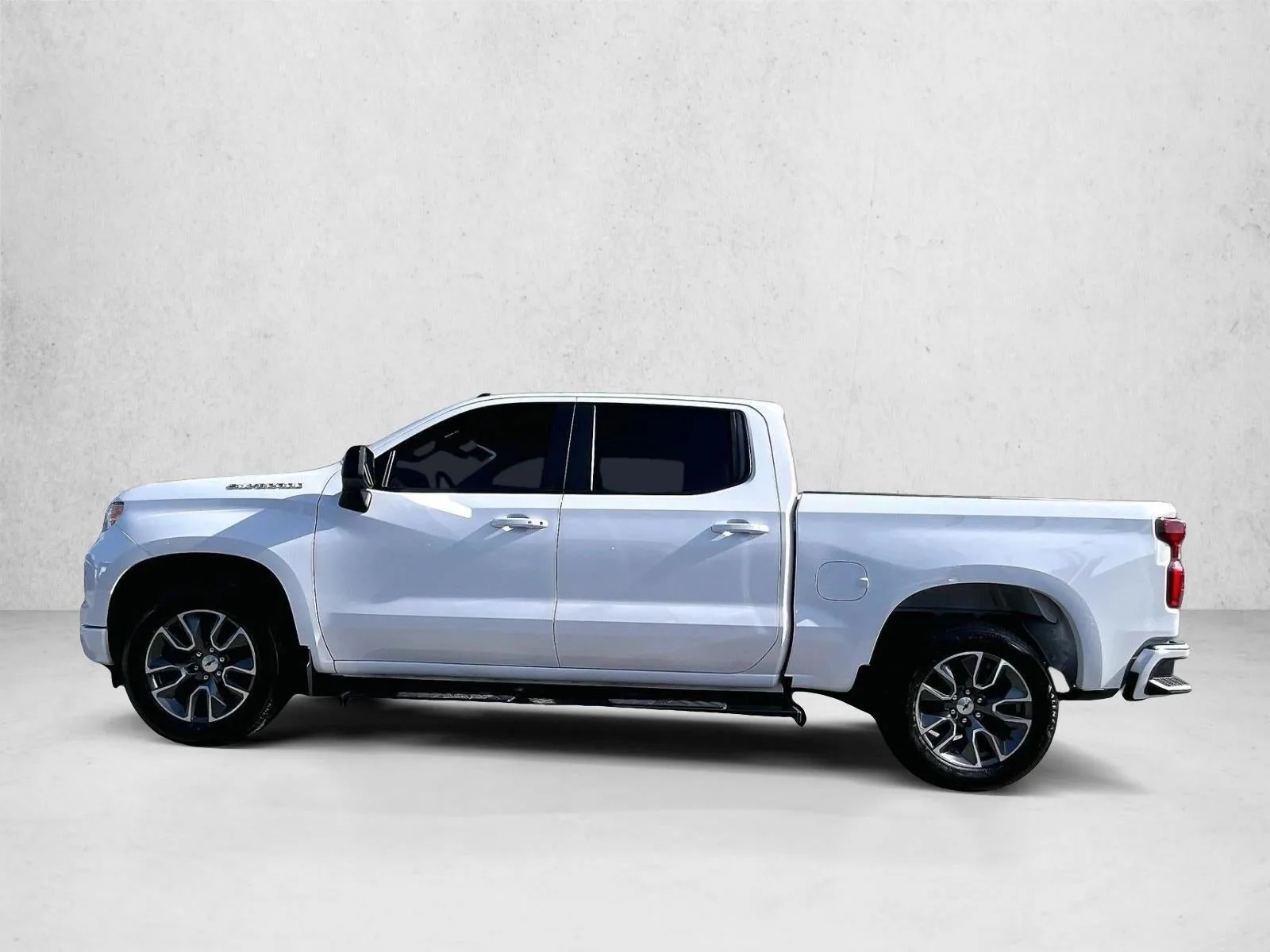 2024 Chevrolet Silverado 1500 RST photo 6
