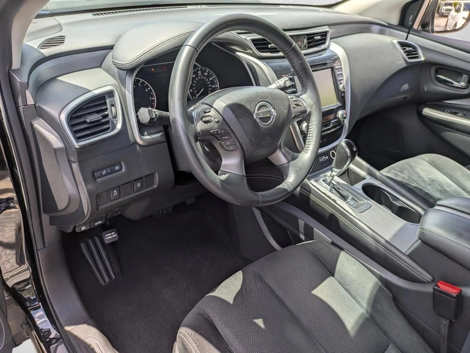 2020 Nissan Murano FWD SV photo 10