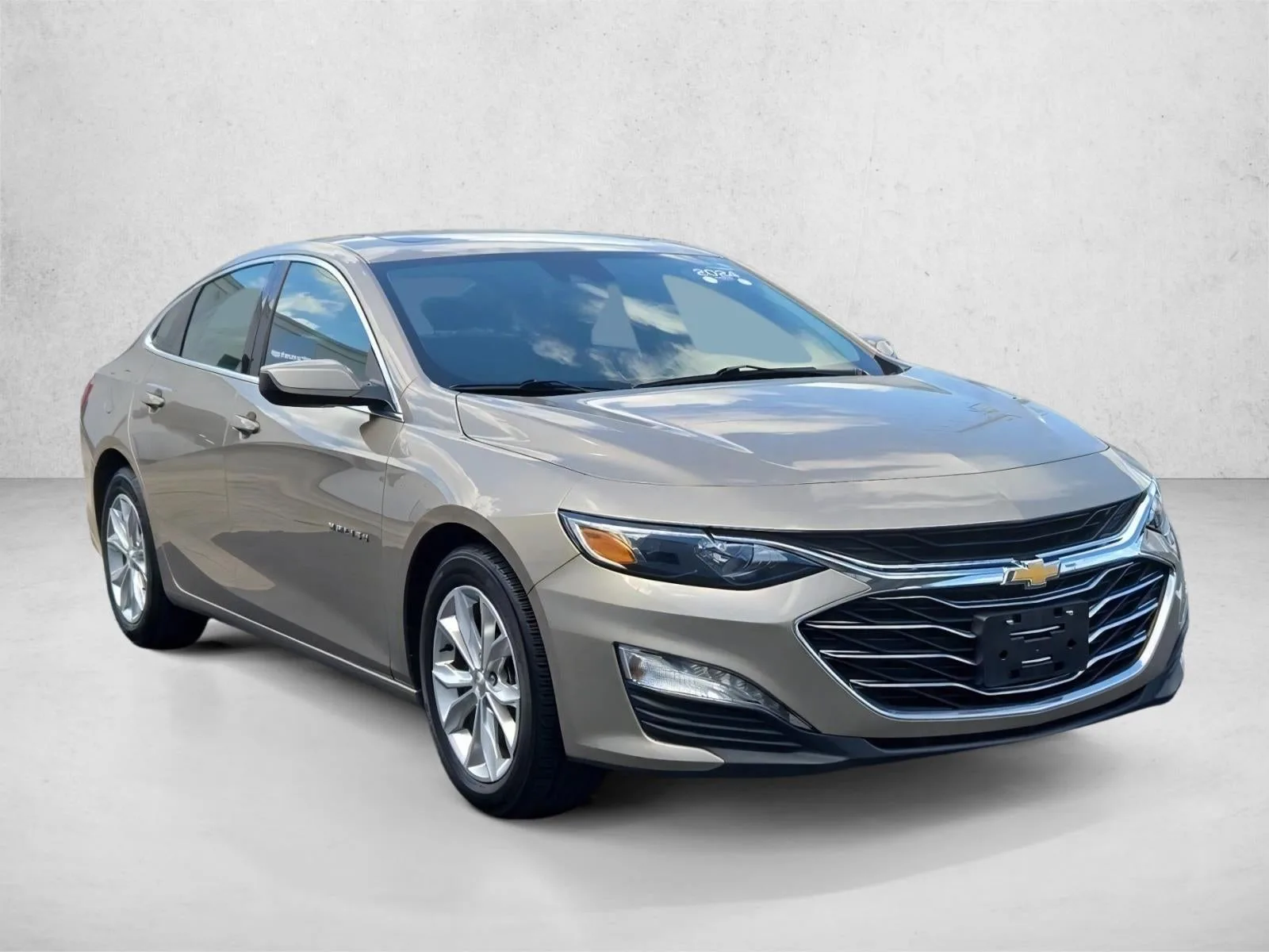 2024 Chevrolet Malibu 1LT photo 3