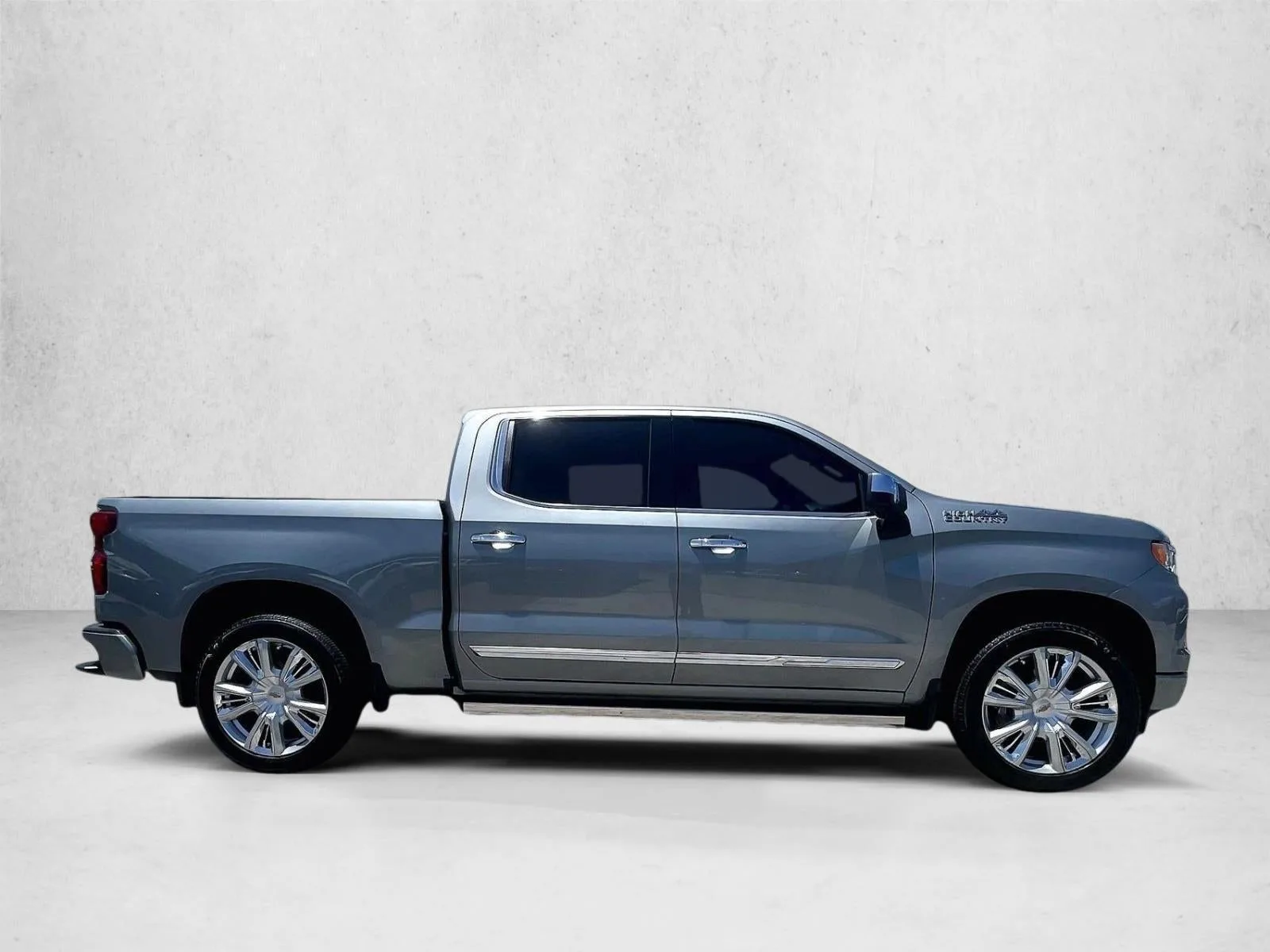 2026 Chevrolet Silverado 1500 High Country photo 5