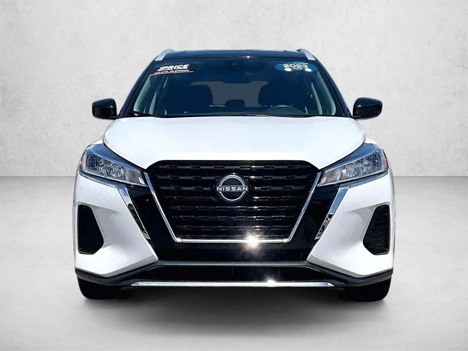 2023 Nissan Kicks SV photo 3