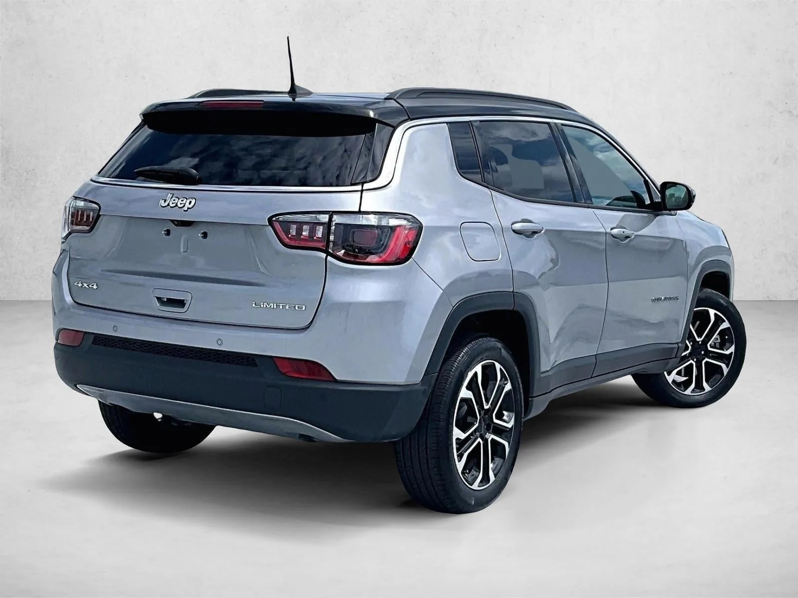 2024 Jeep Compass Limited photo 2