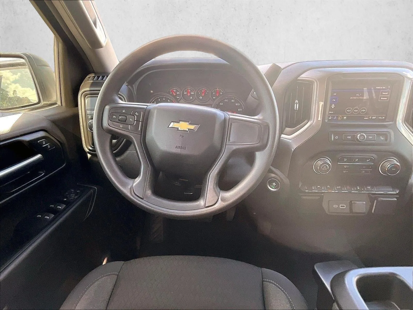 2024 Chevrolet Silverado 1500 Custom photo 7
