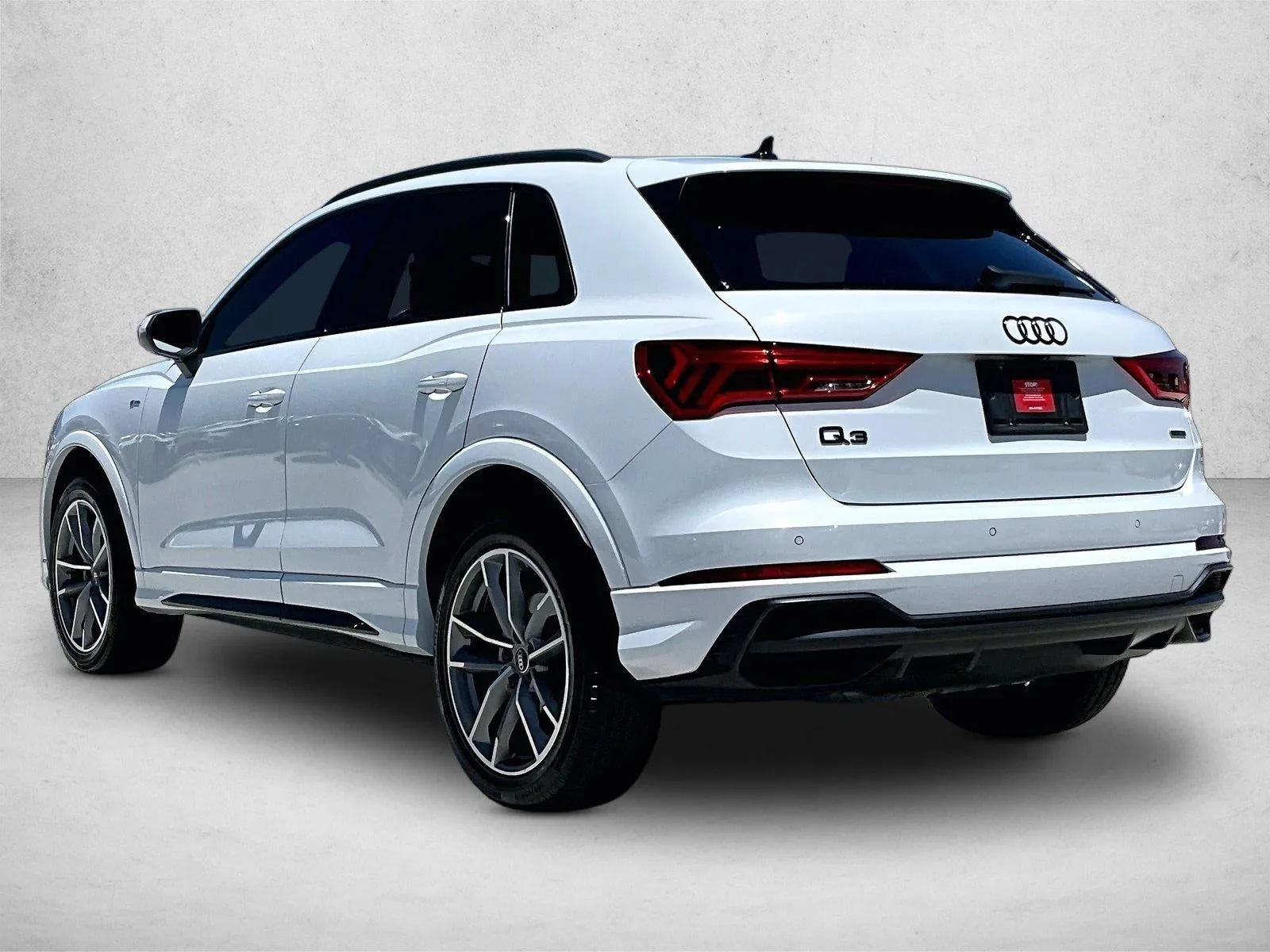 2022 Audi Q3 S line Premium 45 TFSI quattro photo 11