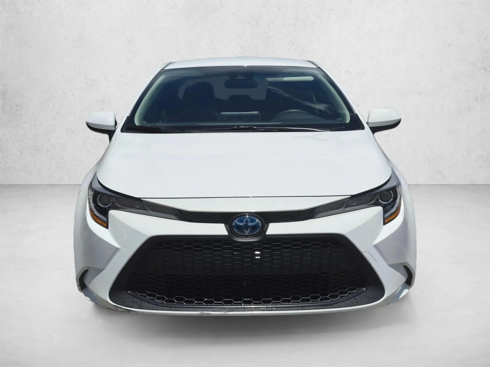 2021 Toyota Corolla Hybrid LE CVT (Natl) photo 2