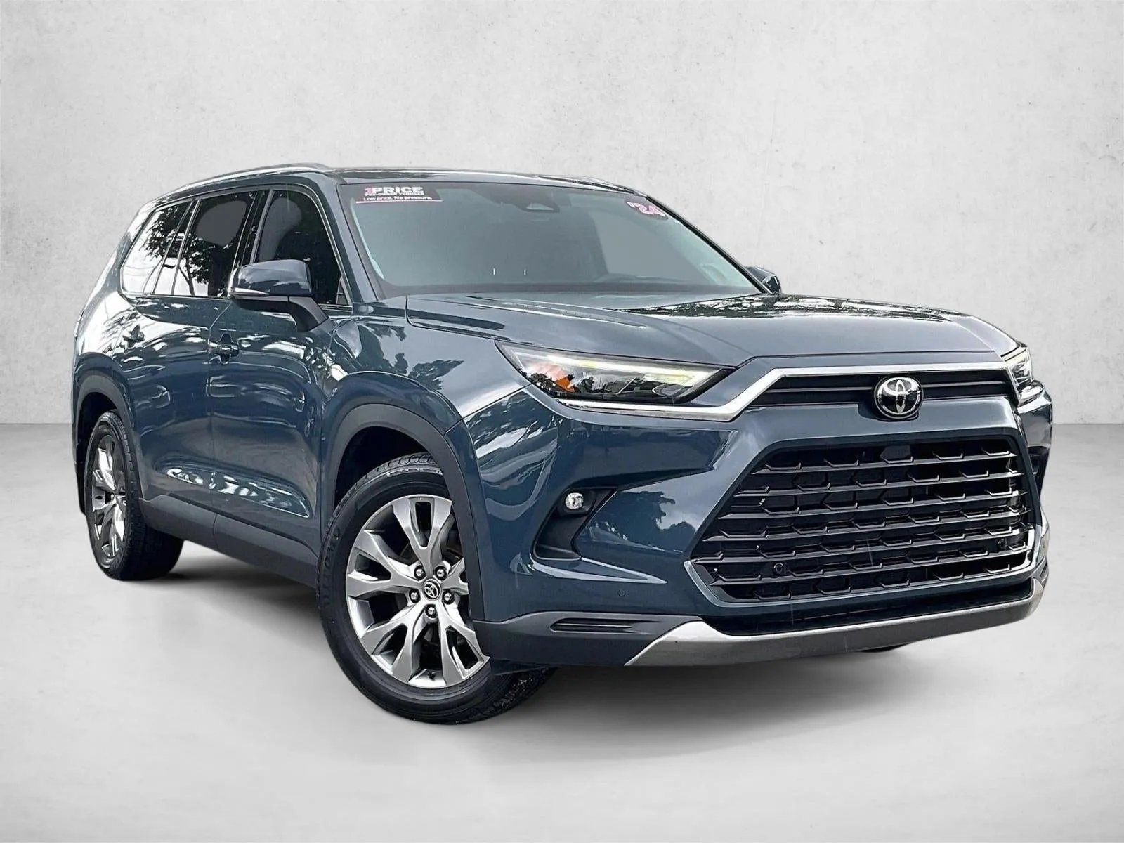 2024 Toyota Grand Highlander Limited photo 12